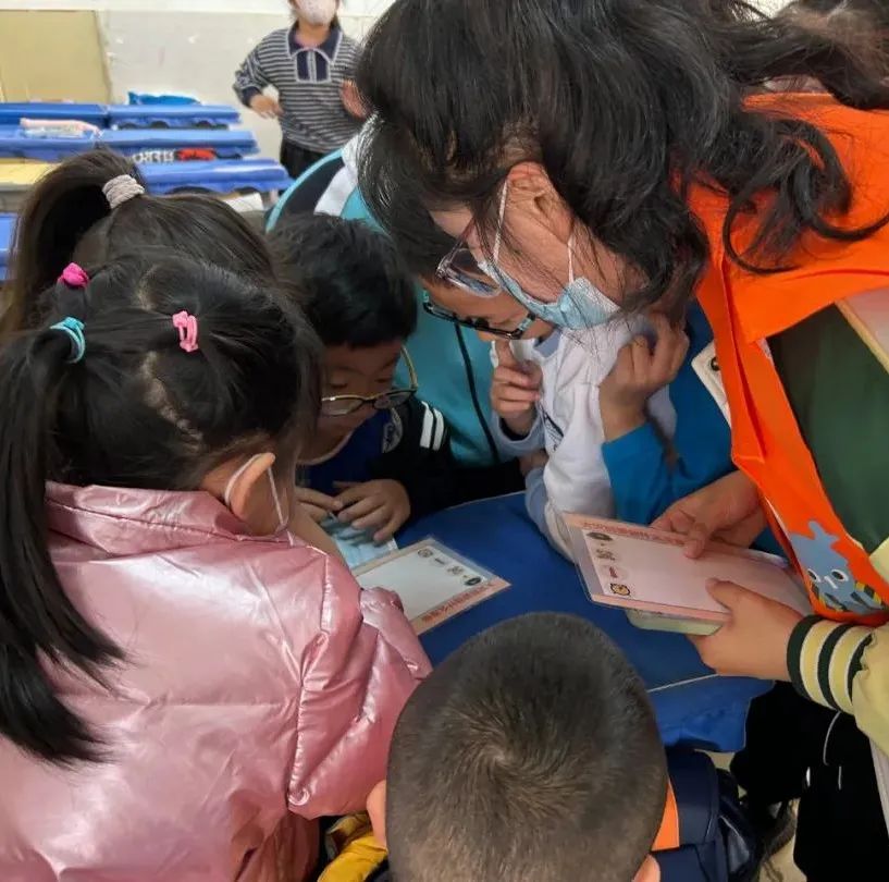 儿童平安|儿童平安小课堂(二)走进金普新区新城小学